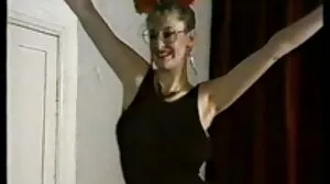Petite teen skank ක්‍රීම්පිඩ් වෙයි