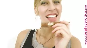 නියම චබී ඔසී ලෙස්බියන් ඇඟිලි ගනියි