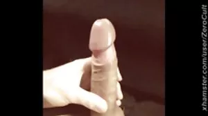 වෙබ් කැමරාවේ ආධුනික ළදරු සෙල්ලම් කිරීම