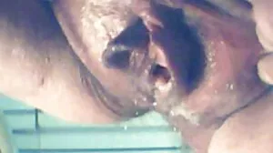 ෆේෂල් කරන ලද ස්ලට් මත කෝපයට පත් විය