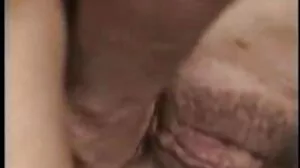 Pov latina සුළු දියණිය උරා බොනවා